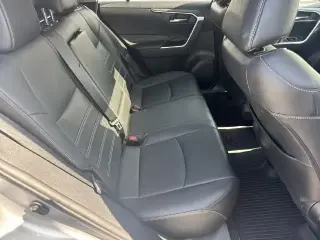 Toyota RAV4 2021 XLE Premium 4dr SUV