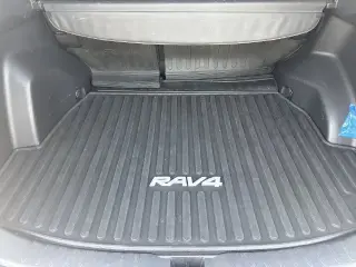 Toyota RAV4 2021 XLE Premium 4dr SUV