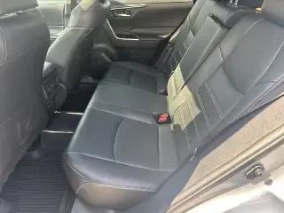Toyota RAV4 2021 XLE Premium 4dr SUV