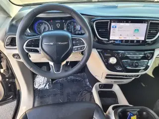 Chrysler Pacifica 2024 Touring L 4dr Mini-Van