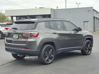 Jeep Compass 2021 4x4 Latitude 4dr SUV