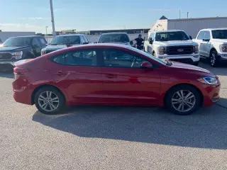 Hyundai ELANTRA 2018 SEL 4dr Sedán (EE.UU.)