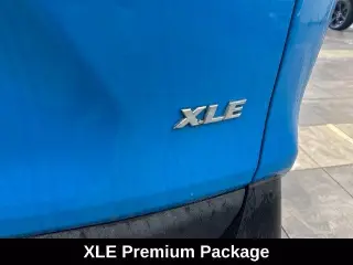 Toyota RAV4 2021 XLE Premium 4dr SUV