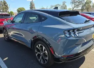 Ford Mustang Mach-E 2023 AWD Premium 4dr SUV
