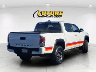 Toyota Tacoma 2021 4x4 SR V6 4dr Double Cab 5.0 ft SB