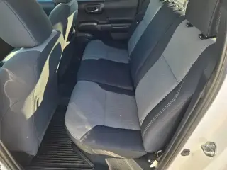 Toyota Tacoma 2021 4x4 SR V6 4dr Double Cab 5.0 ft SB