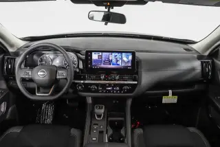 Nissan Pathfinder 2025 Platinum 4 SUV