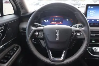 Lincoln Corsair 2025 AWD Reserve SUV de 4 puertas