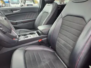 Ford Edge 2024 con tracción en las cuatro ruedas ST-Line 4dr SUV