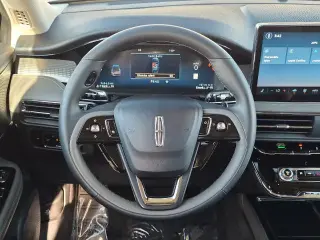 Lincoln Corsair 2023 Standard SUV 4 puertas