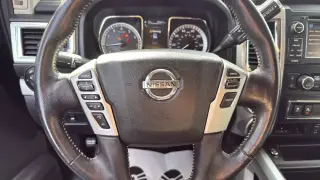 Nissan Titan 2018 4x4 PRO-4X 4dr Crew Cab