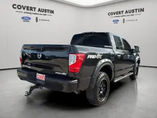 Nissan Titan 2018 4x4 PRO-4X 4dr Crew Cab