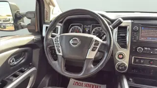 Nissan Titan 2018 4x4 PRO-4X 4dr Crew Cab