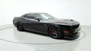 Dodge Challenger 2017 SRT Hellcat 2dr Coupe