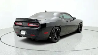 Dodge Challenger 2017 SRT Hellcat 2dr Coupe