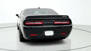 Dodge Challenger 2017 SRT Hellcat 2dr Coupe