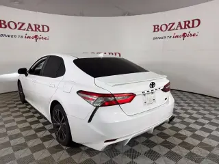 Toyota Camry 2019 SE Sedán 4 puertas