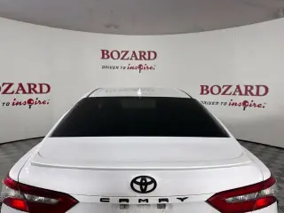 Toyota Camry 2019 SE Sedán 4 puertas