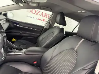 Toyota Camry 2019 SE Sedán 4 puertas