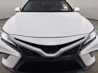 Toyota Camry 2019 SE Sedán 4 puertas