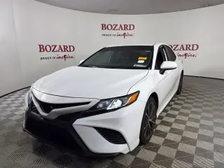 Toyota Camry 2019 SE Sedán 4 puertas