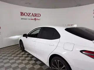 Toyota Camry 2019 SE Sedán 4 puertas