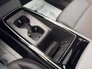 Volkswagen ID.4 2024 AWD Pro S Plus 4 puertas Crossover