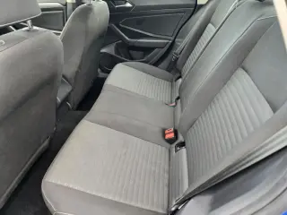 Volkswagen Jetta 2024 S 4dr Sedán 8A