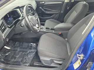 Volkswagen Jetta 2024 S 4dr Sedán 8A