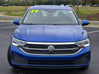 Volkswagen Jetta 2024 S 4dr Sedán 8A