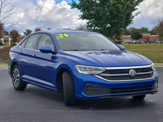 Volkswagen Jetta 2024 S 4dr Sedán 8A