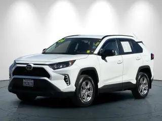 Toyota RAV4 2021 LE 4dr SUV