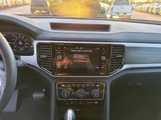 Volkswagen Atlas 2022 V6 SE 4dr SUV con Tecnología