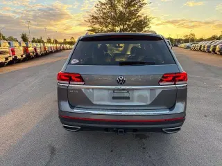 Volkswagen Atlas 2022 V6 SE 4dr SUV con Tecnología