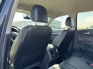 Volkswagen Atlas 2021 V6 SE 4dr SUV con Tecnología (lanzamiento a mitad de año)