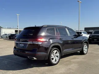 Volkswagen Atlas 2021 V6 SE 4dr SUV con Tecnología (lanzamiento a mitad de año)