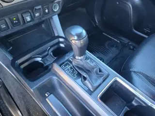 Toyota Tacoma 2020 4x4 SR V6 4dr Double Cab 5.0 ft SB
