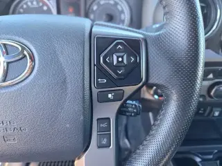 Toyota Tacoma 2020 4x4 SR V6 4dr Double Cab 5.0 ft SB