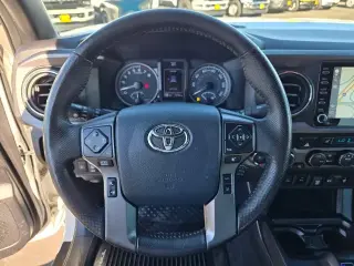 Toyota Tacoma 2020 4x4 SR V6 4dr Double Cab 5.0 ft SB