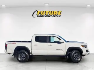 Toyota Tacoma 2020 4x4 SR V6 4dr Double Cab 5.0 ft SB