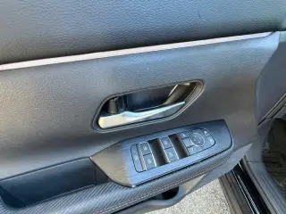 Nissan Kicks 2025 SR 4dr Crossover