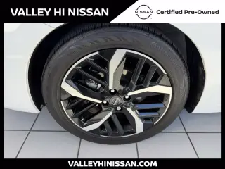 Nissan Versa 2025 SR 4dr Sedán