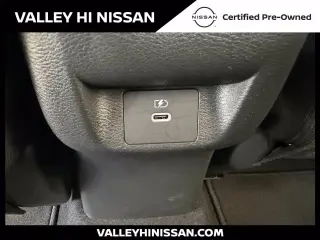 Nissan Versa 2025 SR 4dr Sedán