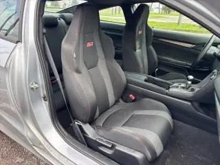 Honda Civic 2017 Si 2dr Coupe