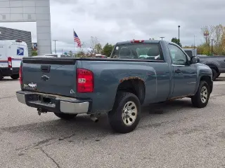 Chevrolet Silverado 1500 2008 2WD Work Truck 2dr Regular Cab 8 ft. LB
