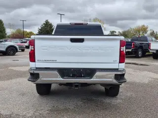 Chevrolet Silverado 2500HD 2023 4x4 LT 4dr Crew Cab SB