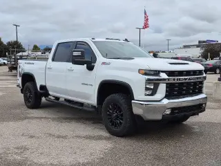 Chevrolet Silverado 2500HD 2023 4x4 LT 4dr Crew Cab SB