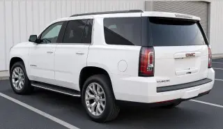 GMC Yukon 2017 4x2 SLT 4dr SUV