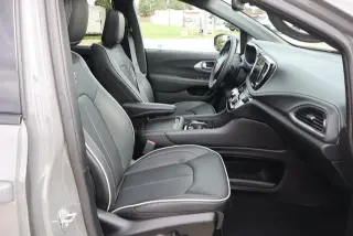 Chrysler Pacifica 2025 Limited 4dr Mini-Van