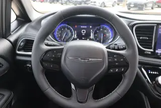 Chrysler Pacifica 2025 Limited 4dr Mini-Van